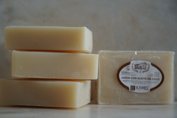 jabón con aceite de coco kamel