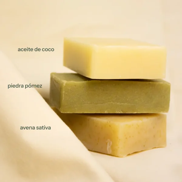jabón de coco, piedra pómez y jabón de avena sativa Kamel